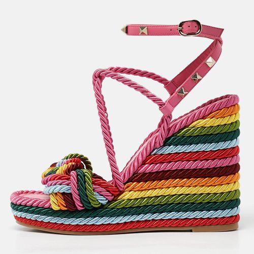 Woven Fabric Rockstud Rainbow Wedge Sandals Size 37 - Valentino - Modalova