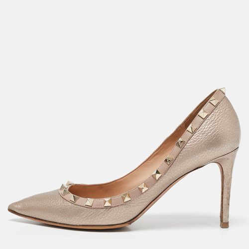 Rose Gold Leather Rockstud Pumps Size 38.5 - Valentino - Modalova