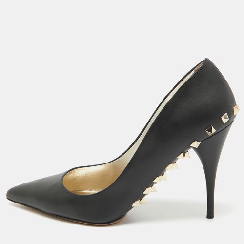 Leather Rockstud Pumps Size 40.5 - Valentino - Modalova