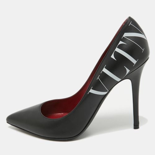 Leather VLTN Pumps Size 39.5 - Valentino - Modalova