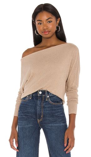 Cashmere Cuffed Off Shoulder Long Sleeve Top en . Taille L. Also en M, S, XS - Enza Costa - Modalova