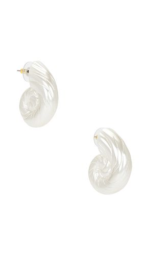 Nautilus Earring in - Lele Sadoughi - Modalova