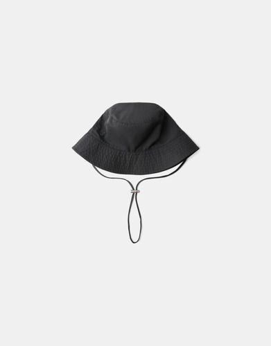 Bershka Bucket Bordado Hombre Negro - Bershka - Modalova