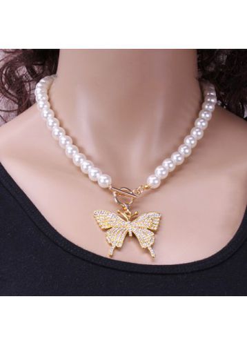 Gold Butterfly Detail Pearl Design Necklace - unsigned - Modalova