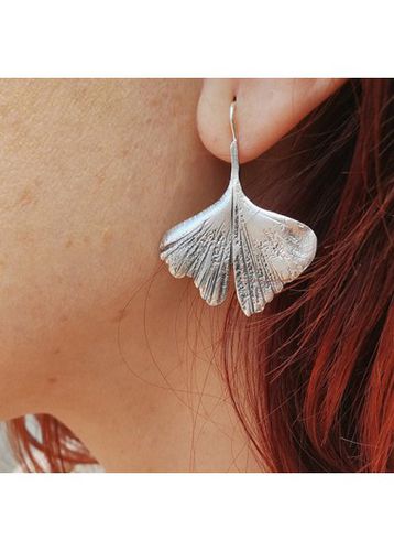 Silvery White Leaf Asymmetry Alloy Earrings - unsigned - Modalova