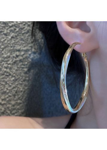 Gold Round Geometric Big Metal Earrings - unsigned - Modalova