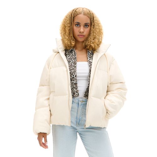 Chaqueta puffer acolchada con capucha - Cropp - Modalova