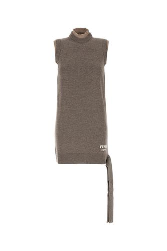 LOGO KNIT SLEEVELESS VEST-38 Female - Fendi - Modalova