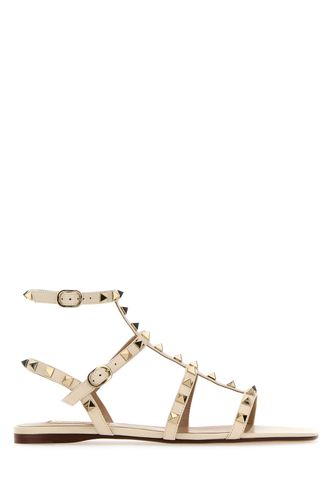 SANDAL | ROCKSTUD | T. 05-36 Female - Valentino Garavani - Modalova