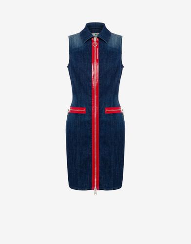 Vestido Vaquero Orgánico Zippers & Hearts - Love Moschino - Modalova
