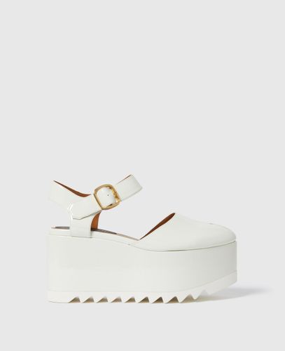 Elyse Patent Platform Sandals, Woman, , Size: 39 - Stella McCartney - Modalova