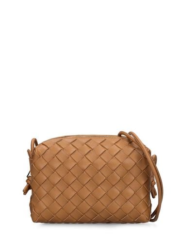 Bolso De Hombro Mini Loop De Piel - BOTTEGA VENETA - Modalova