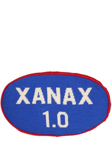 Prescription Xanax Cushion - JONATHAN ADLER - Modalova