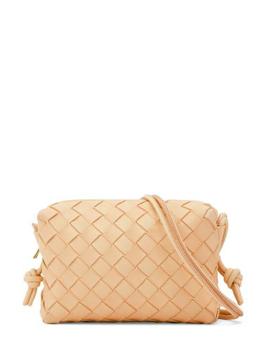 Bolso De Hombro Mini Loop De Piel - BOTTEGA VENETA - Modalova