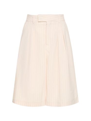 Vivian Pleated Fluid Bermuda Shorts - THE FRANKIE SHOP - Modalova