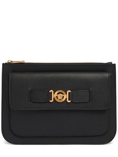 Pouch Pequeño De Piel - VERSACE - Modalova