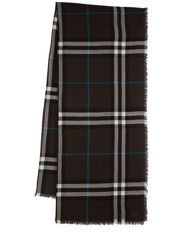 Giant Check Wool Scarf - BURBERRY - Modalova