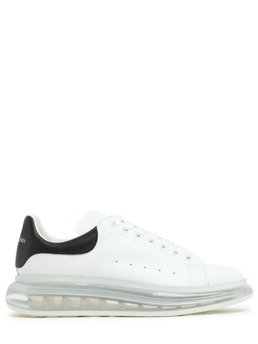 Mm Oversized Leather Sneakers - ALEXANDER MCQUEEN - Modalova