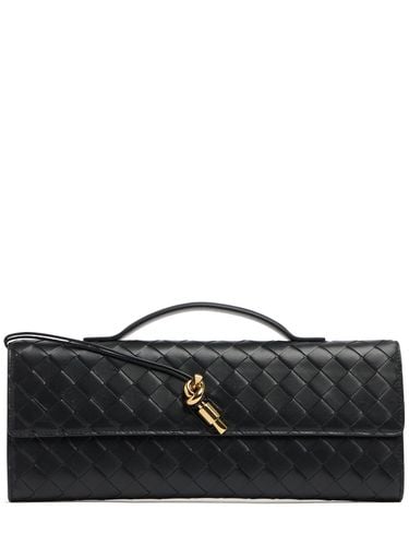 Long Andiamo Clutch W/ Handle - BOTTEGA VENETA - Modalova