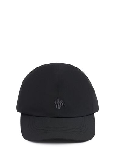 Cappello In Gore-tex 2l - GOLDWIN - Modalova