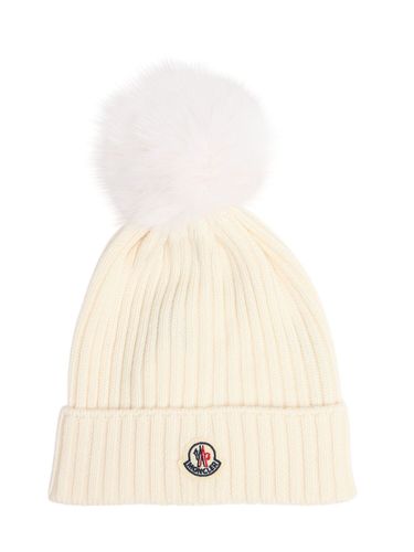 Logo Virgin Wool Pom Pom Beanie - MONCLER - Modalova