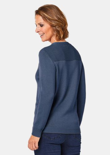 V-Pullover mit Schmuckelement - marine - Gr. 19 von - Goldner Fashion - Modalova