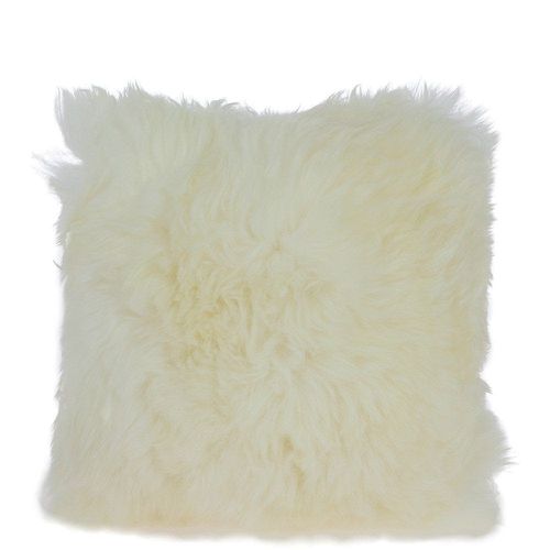 Fenland Cushion: SHEEPSKIN CUSHION Ivory ONE SIZE - Ashwood Handbags - Modalova