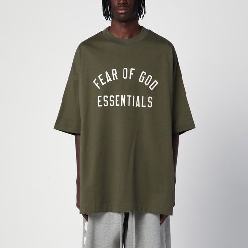 T-Shirt verde militare con logo - Fear of God Essentials - Modalova