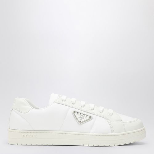 Sneakers Downtown bianca in nappa e Re-Nylon - Prada - Modalova