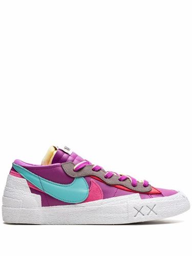 X KAWS baskets Blazer 'Purple Dusk' - NIKE x SACAI - Modalova