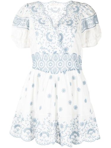 Robe courte Valente en broderies anglaises - LoveShackFancy - Modalova