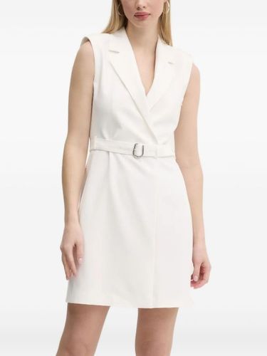 Robe ceinturée à design sans manches - HUGO - Modalova