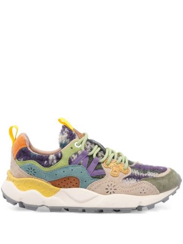 Baskets en daim - FLOWER MOUNTAIN - Modalova