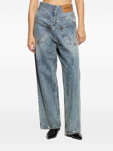 Jean V-yoke à effet usé - VETEMENTS - Modalova