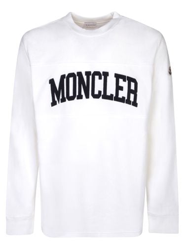 Logo Patch Crewneck Sweatshirt - Moncler - Modalova