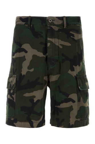 Printed Denim Bermuda Shorts - Valentino Garavani - Modalova