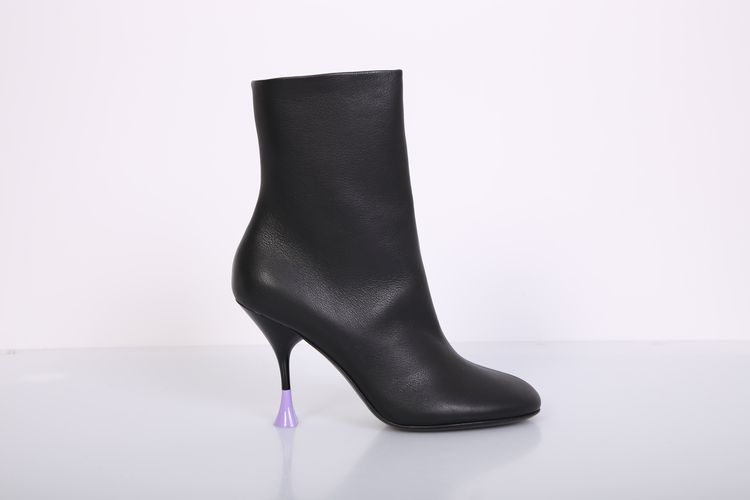 JUIN Black Lidia Ankle Boots - 3JUIN - Modalova