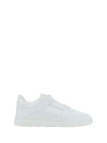 Garavani - Freedots Leather Low-top Sneakers - Valentino - Modalova