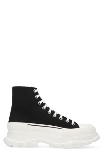 Tread Slick Lace-up Ankle Boots - Alexander McQueen - Modalova