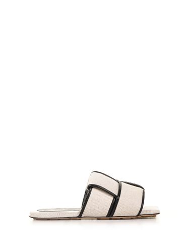 Bottega Veneta Flat Patch Slides - Bottega Veneta - Modalova