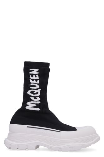 Tread Slick Knitted Boots - Alexander McQueen - Modalova