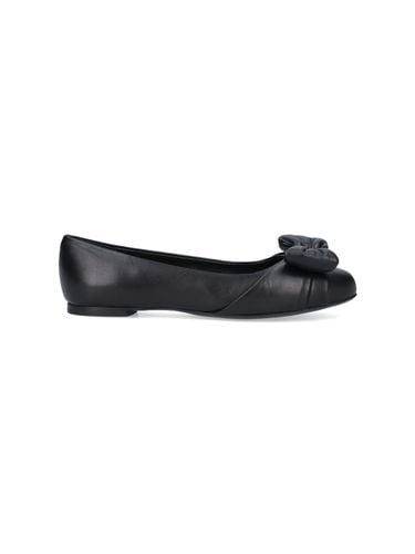 Ferragamo vara Bow Ballet Flats - Ferragamo - Modalova