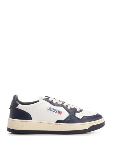 Autry Medalist Low Sneakers - Autry - Modalova