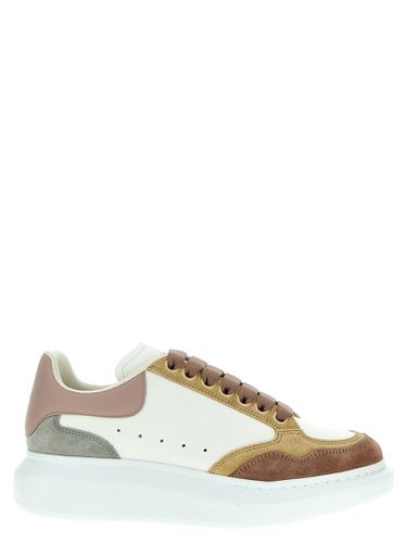 Alexander McQueen Oversize Sneakers - Alexander McQueen - Modalova