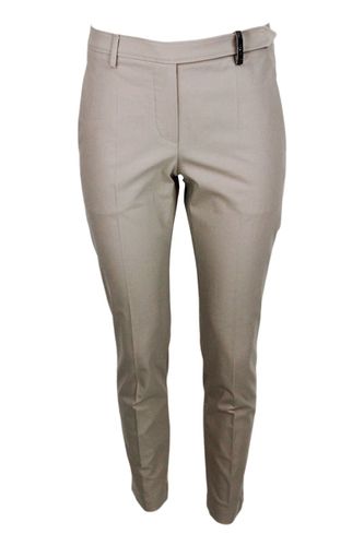 Boyfit Cigarette Trousers In Stretch Cotton Twill With Light Texture And Waist Loop Embellished With Jewels - Brunello Cucinelli - Modalova
