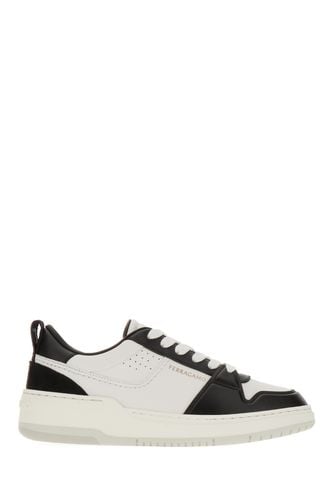 Ferragamo Two-tone Leather Sneakers - Ferragamo - Modalova