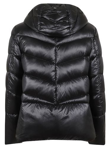 Herno V-quilted Nylon Cape - Herno - Modalova