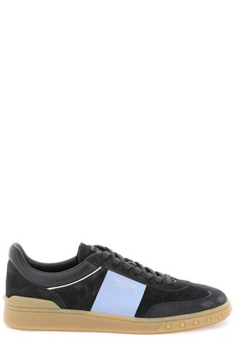 Garavani Low-top Sneakers - Valentino Garavani - Modalova