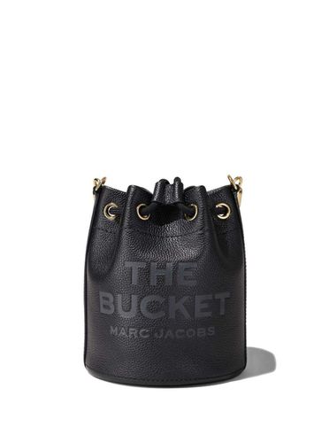 The Leather Bucket Handbag With Drawstring And Front Logo In Hammered Leather Woman - Marc Jacobs - Modalova
