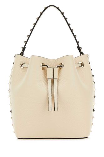 Ivory Leather Rockstud Bucket Bag - Valentino Garavani - Modalova